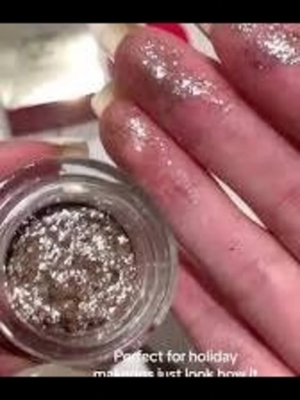 Valentino Dreamdust Multi-Reflective Eye Glitter — Silver Spark New In Box